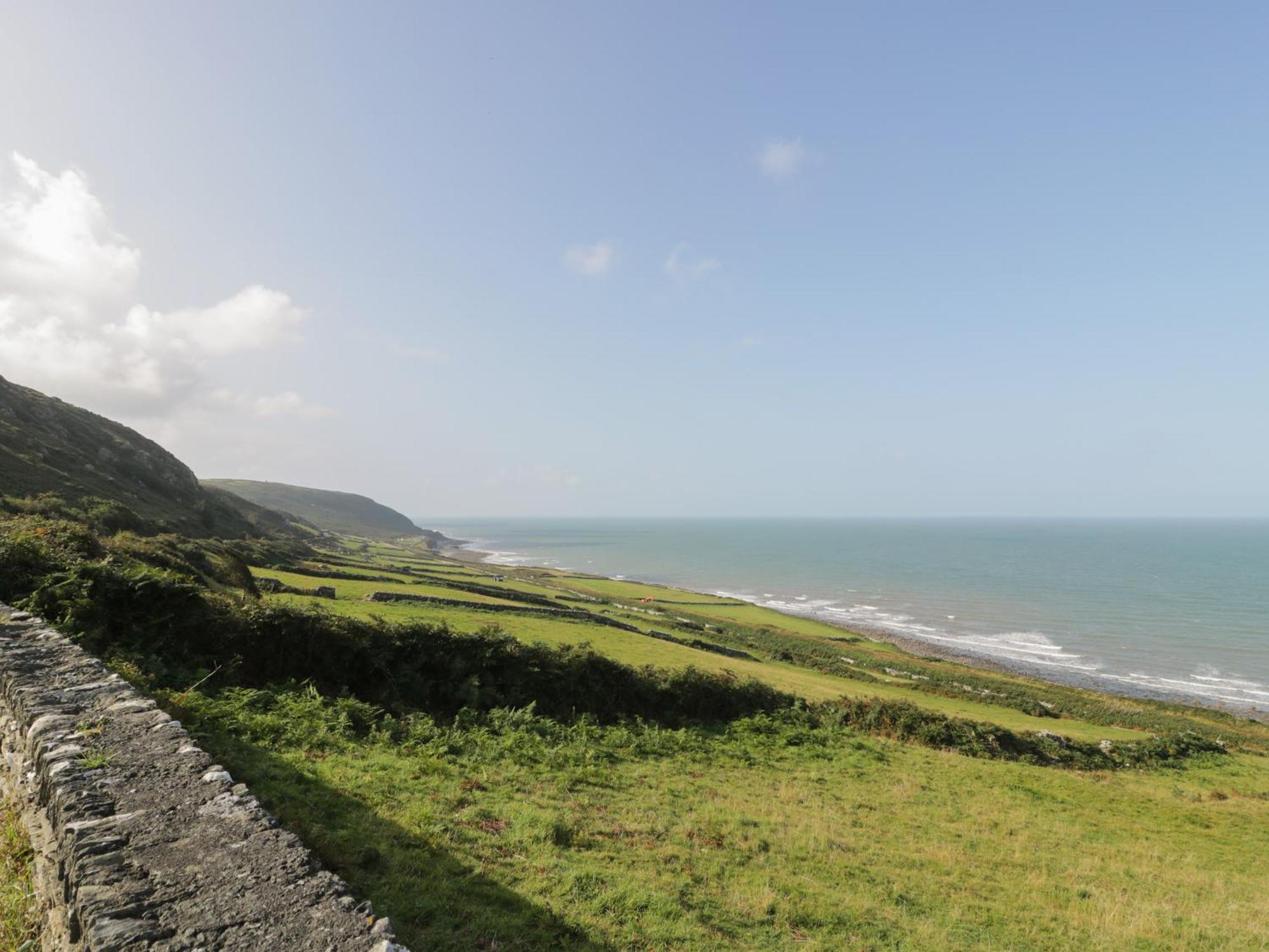 Dysynni Pod Villa Tywyn Exterior photo